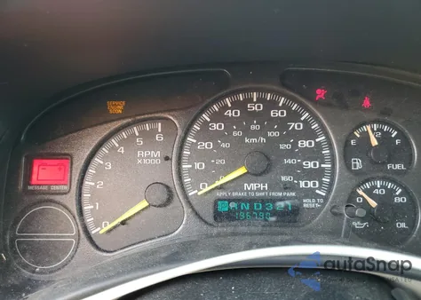 2001 Chevrolet Silverado C1500 from USA, damaged, VIN 2GCEC19V411167663